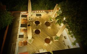 Семеен Хотел Рамира